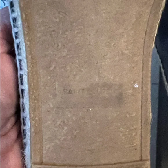 Saint Laurent Black leather espadrilles - Picture 6 of 7